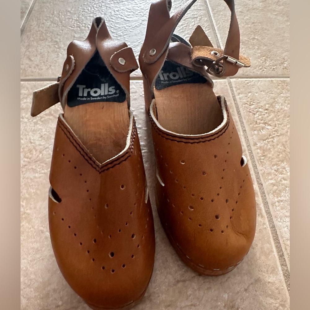 Swedish clogs with strap.
